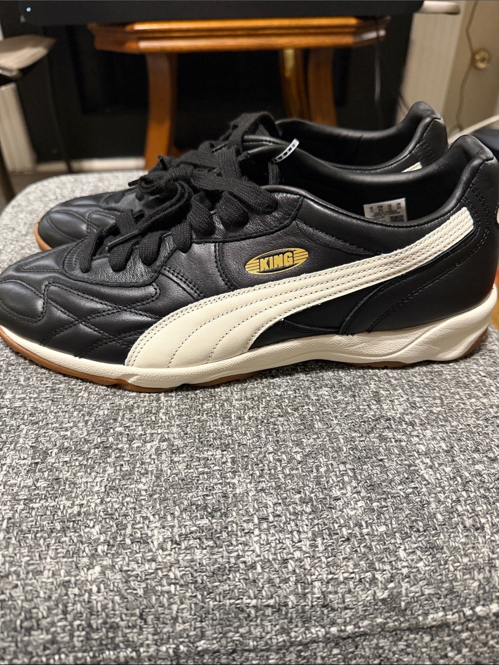 Puma King Men’s Black & White Low-Top Sneakers